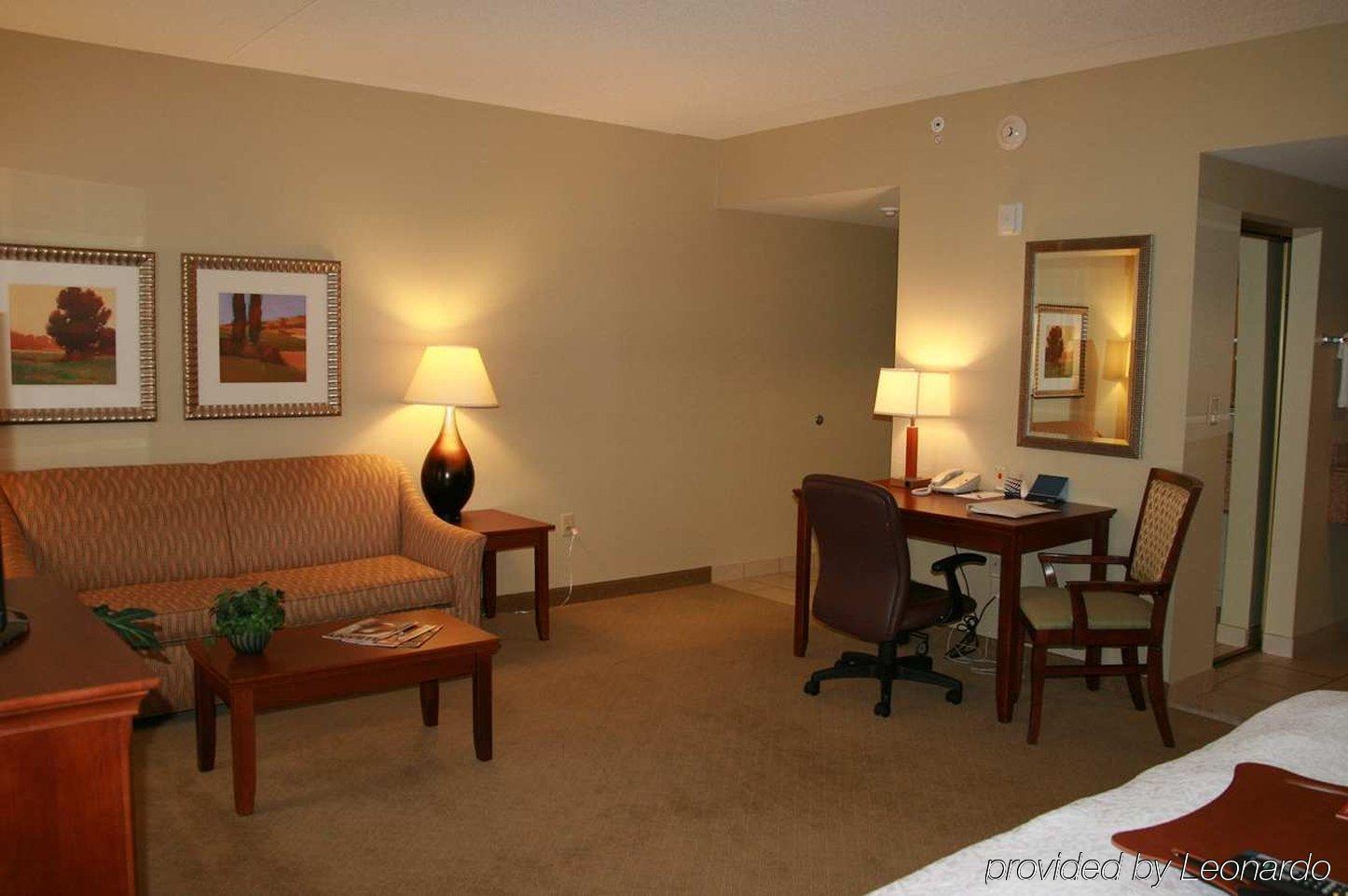 Hampton Inn & Suites Albany-Airport Latham Room photo